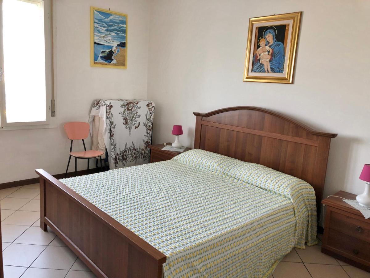 Apartamento Castellan I Grado Exterior foto