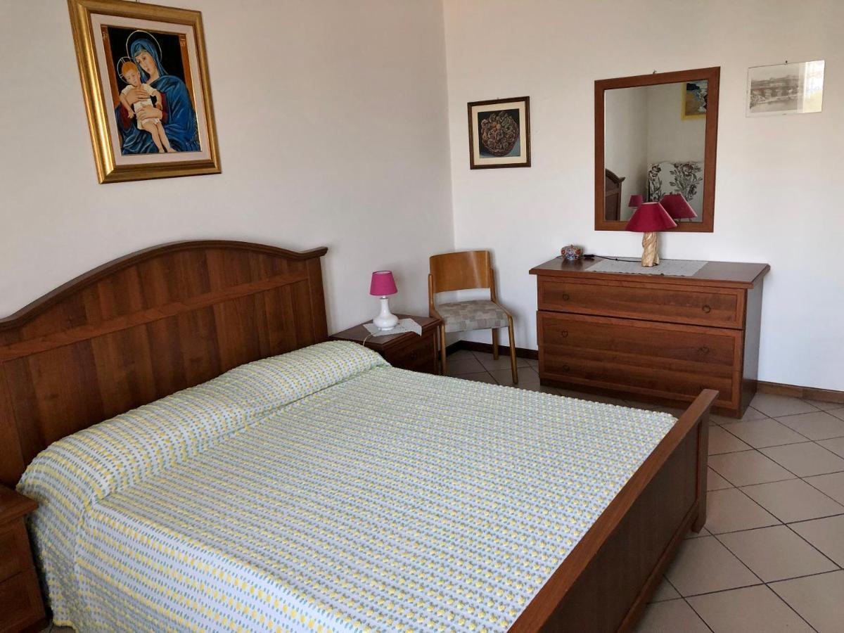 Apartamento Castellan I Grado Exterior foto