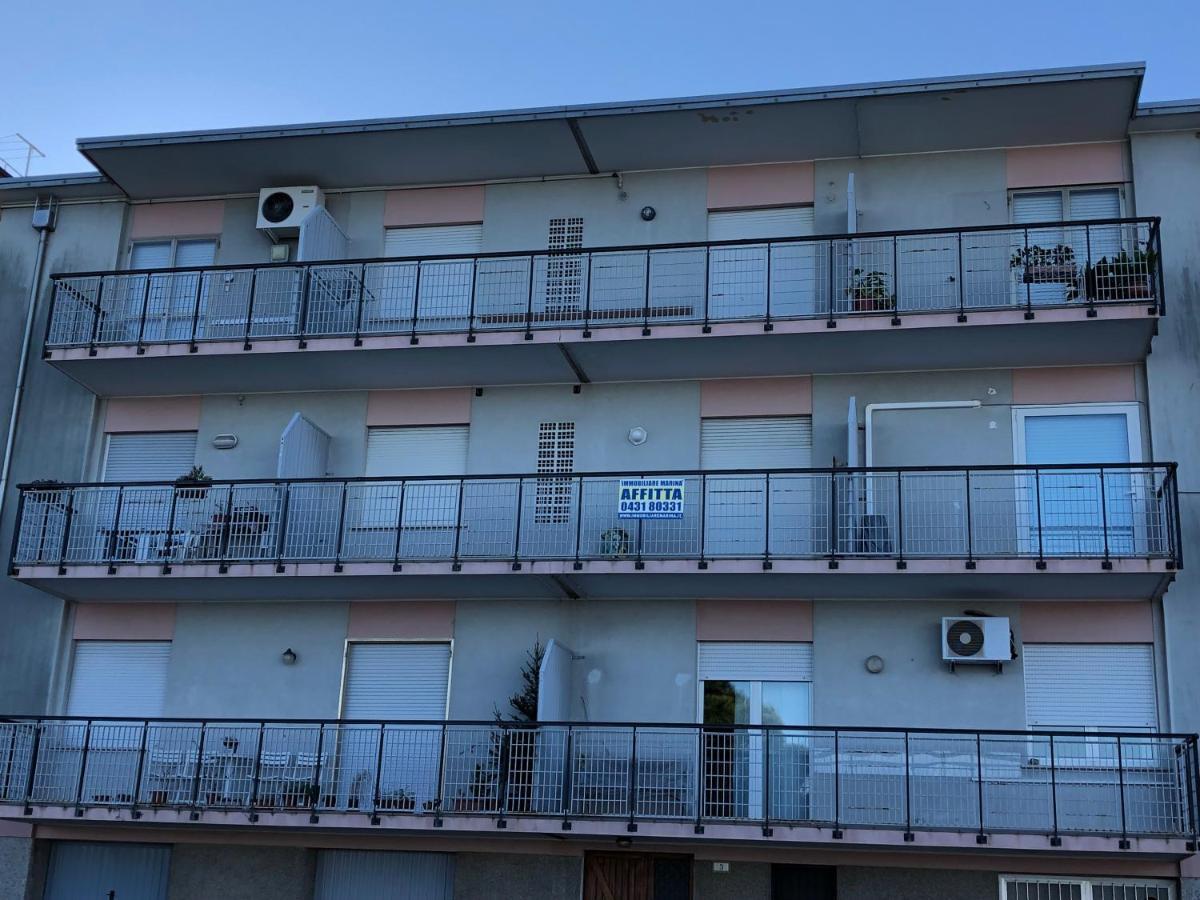 Apartamento Castellan I Grado Exterior foto